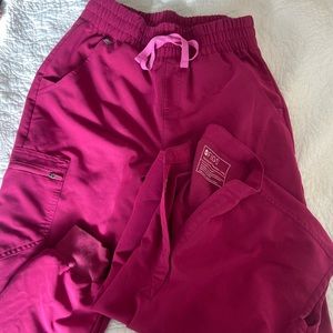FIGS dark magenta set